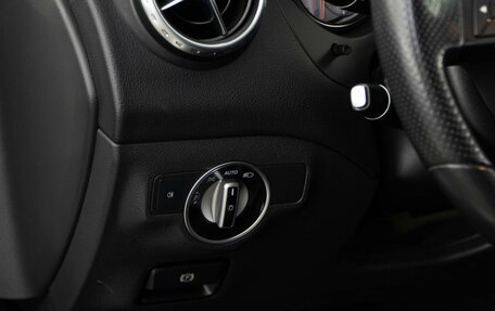 Mercedes-Benz GLA, 2015 год, 2 578 077 рублей, 15 фотография