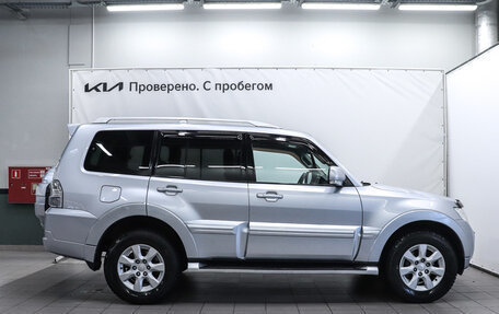 Mitsubishi Pajero IV, 2010 год, 2 159 000 рублей, 5 фотография