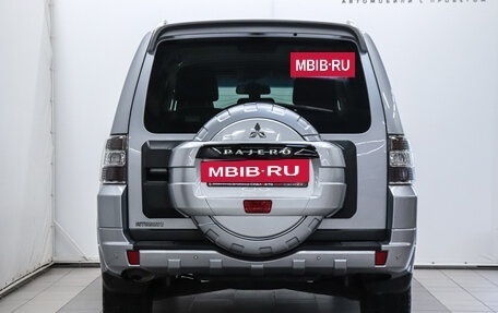 Mitsubishi Pajero IV, 2010 год, 2 159 000 рублей, 4 фотография