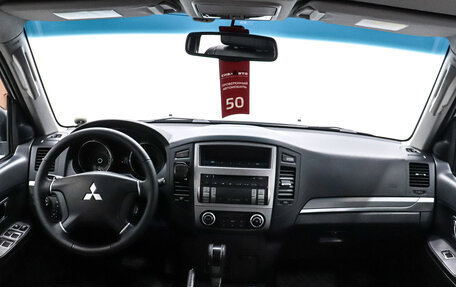 Mitsubishi Pajero IV, 2010 год, 2 159 000 рублей, 18 фотография