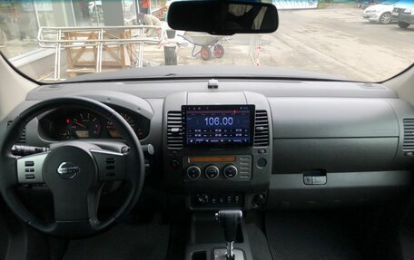 Nissan Navara (Frontier), 2006 год, 1 030 000 рублей, 11 фотография