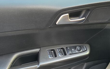 KIA Sportage IV рестайлинг, 2017 год, 2 248 000 рублей, 9 фотография