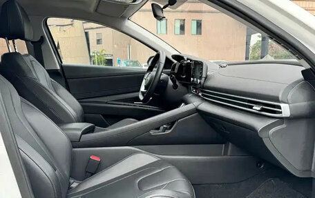 Hyundai Elantra, 2022 год, 1 400 069 рублей, 28 фотография