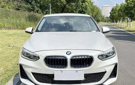 BMW 1 серия, 2021 год, 1 860 069 рублей, 2 фотография