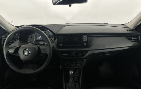 Skoda Rapid II, 2020 год, 1 750 000 рублей, 7 фотография