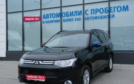 Mitsubishi Outlander III рестайлинг 3, 2013 год, 1 575 000 рублей, 1 фотография