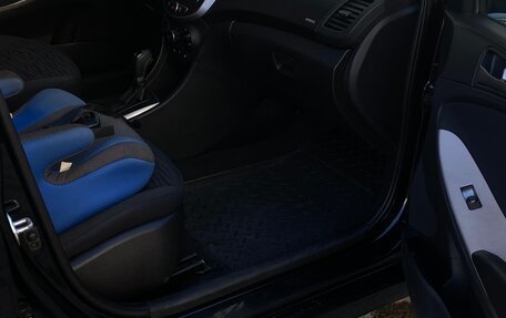 Hyundai Solaris II рестайлинг, 2015 год, 1 100 000 рублей, 11 фотография