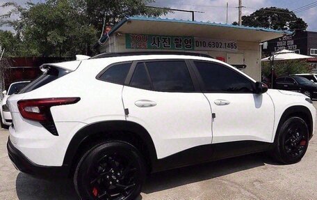 Chevrolet Trax, 2023 год, 1 779 000 рублей, 3 фотография