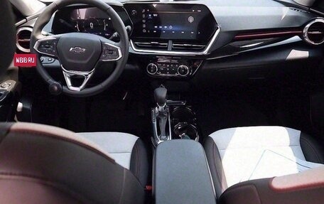 Chevrolet Trax, 2023 год, 1 779 000 рублей, 5 фотография