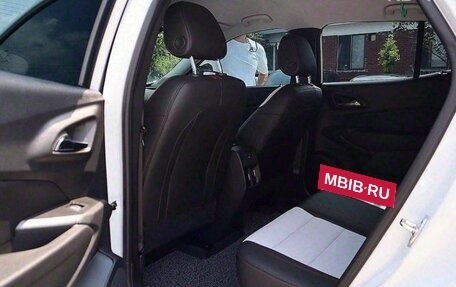 Chevrolet Trax, 2023 год, 1 779 000 рублей, 7 фотография