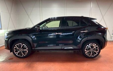 Toyota Yaris Cross, 2022 год, 1 567 321 рублей, 5 фотография