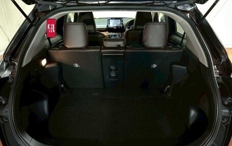 Toyota Yaris Cross, 2022 год, 1 567 321 рублей, 18 фотография