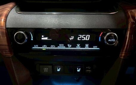 Toyota Yaris Cross, 2022 год, 1 567 321 рублей, 21 фотография