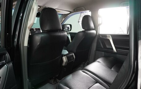Toyota Land Cruiser Prado 150 рестайлинг 2, 2013 год, 2 985 000 рублей, 11 фотография