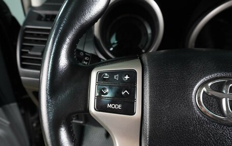 Toyota Land Cruiser Prado 150 рестайлинг 2, 2013 год, 2 985 000 рублей, 24 фотография