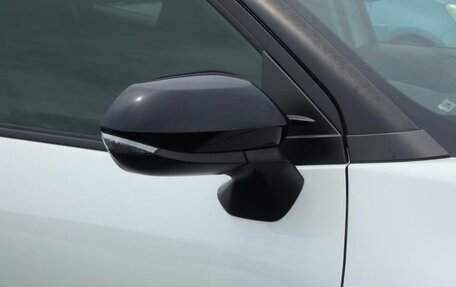 Toyota Yaris Cross, 2022 год, 1 515 231 рублей, 8 фотография