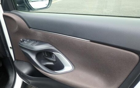 Toyota Yaris Cross, 2022 год, 1 515 231 рублей, 28 фотография