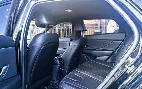 Hyundai Elantra, 2022 год, 1 190 000 рублей, 10 фотография