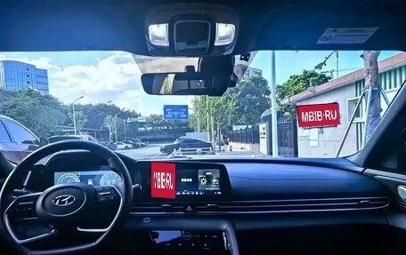 Hyundai Elantra, 2022 год, 1 190 000 рублей, 7 фотография
