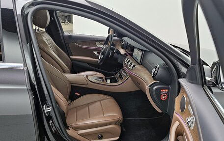 Mercedes-Benz E-Класс, 2021 год, 3 204 000 рублей, 10 фотография