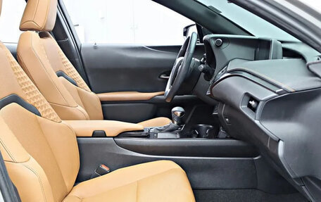 Lexus UX I, 2021 год, 2 770 000 рублей, 9 фотография