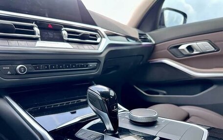 BMW 3 серия, 2021 год, 2 935 000 рублей, 9 фотография