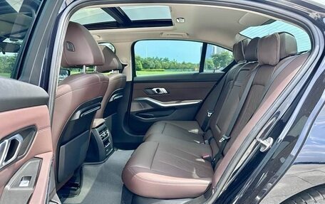 BMW 3 серия, 2021 год, 2 935 000 рублей, 12 фотография