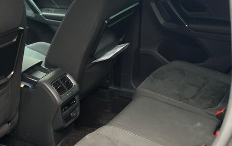 Volkswagen Tiguan II, 2017 год, 2 400 000 рублей, 7 фотография