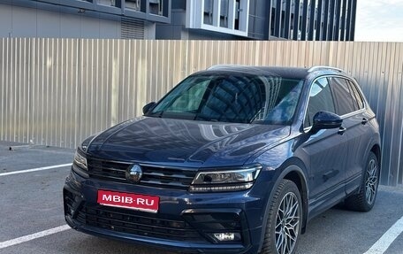 Volkswagen Tiguan II, 2017 год, 2 400 000 рублей, 1 фотография