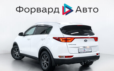 KIA Sportage IV рестайлинг, 2018 год, 1 999 000 рублей, 5 фотография