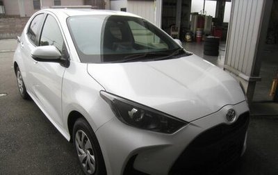 Toyota Yaris, 2022 год, 900 000 рублей, 1 фотография
