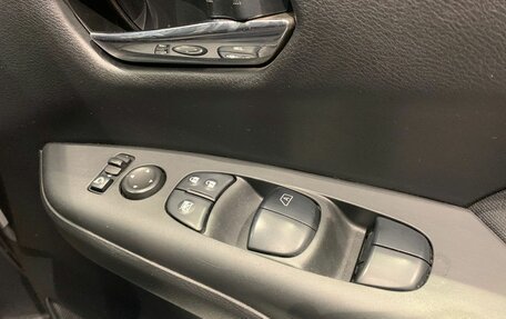 Nissan Serena IV, 2017 год, 1 900 000 рублей, 12 фотография