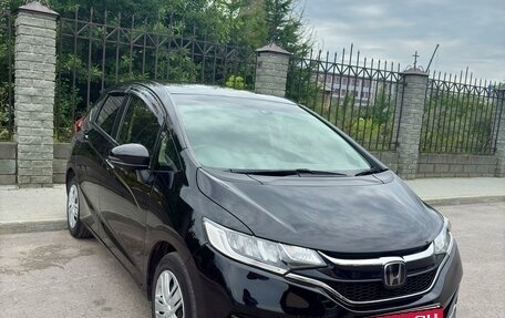 Honda Fit III, 2019 год, 1 350 000 рублей, 3 фотография