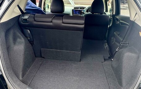 Honda Fit III, 2019 год, 1 350 000 рублей, 14 фотография