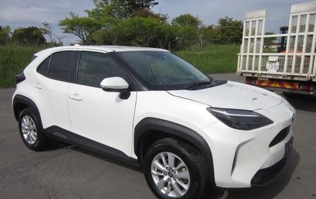 Toyota Yaris Cross, 2022 год, 1 480 000 рублей, 4 фотография