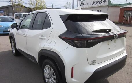 Toyota Yaris Cross, 2022 год, 1 480 000 рублей, 9 фотография