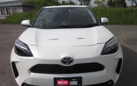 Toyota Yaris Cross, 2022 год, 1 480 000 рублей, 2 фотография