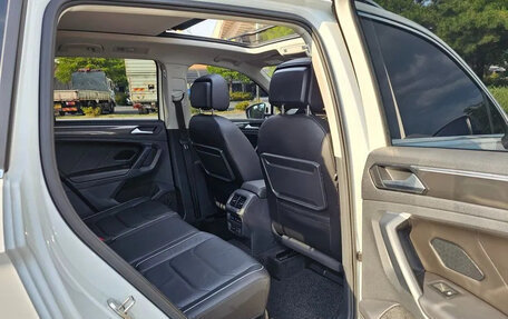 Volkswagen Tiguan II, 2020 год, 2 490 222 рублей, 14 фотография