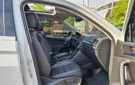 Volkswagen Tiguan II, 2020 год, 2 490 222 рублей, 15 фотография