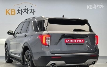 Ford Explorer VI, 2022 год, 3 620 000 рублей, 2 фотография