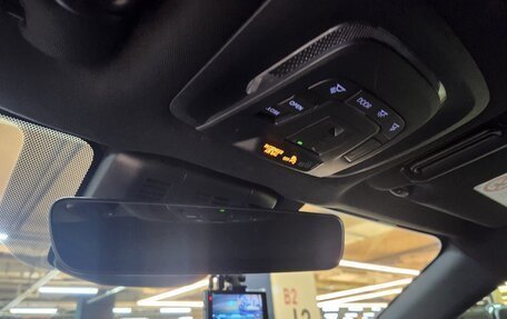 Toyota Crown, 2024 год, 4 390 099 рублей, 13 фотография