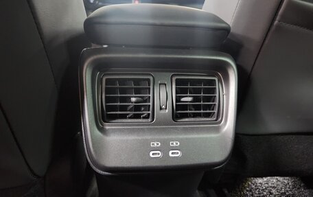 Toyota Crown, 2024 год, 4 390 099 рублей, 14 фотография