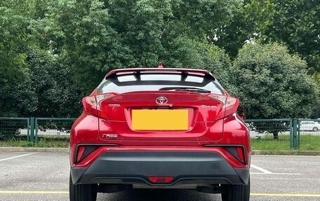 Toyota C-HR I рестайлинг, 2020 год, 1 770 000 рублей, 5 фотография