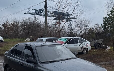 Hyundai Accent II, 2004 год, 180 000 рублей, 2 фотография