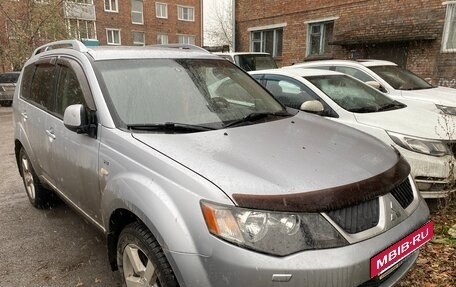 Mitsubishi Outlander III рестайлинг 3, 2007 год, 1 250 000 рублей, 1 фотография