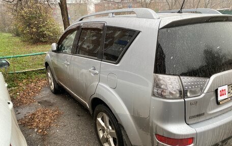 Mitsubishi Outlander III рестайлинг 3, 2007 год, 1 250 000 рублей, 6 фотография