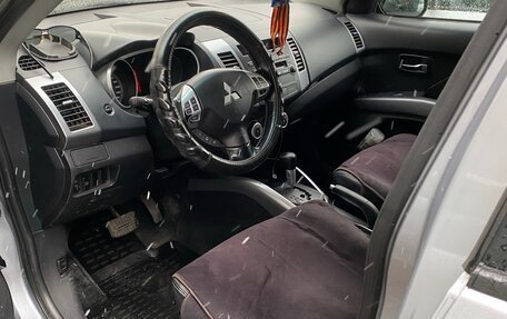 Mitsubishi Outlander III рестайлинг 3, 2007 год, 1 250 000 рублей, 8 фотография