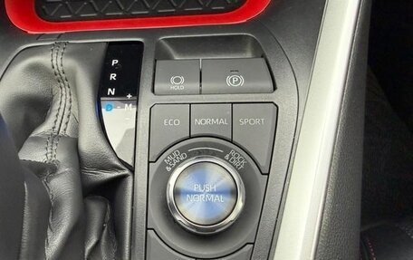 Toyota RAV4, 2022 год, 2 310 555 рублей, 22 фотография