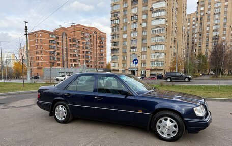 Mercedes-Benz E-Класс, 1995 год, 3 800 000 рублей, 12 фотография