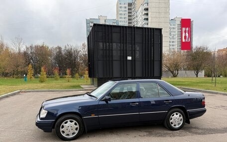 Mercedes-Benz E-Класс, 1995 год, 3 800 000 рублей, 17 фотография